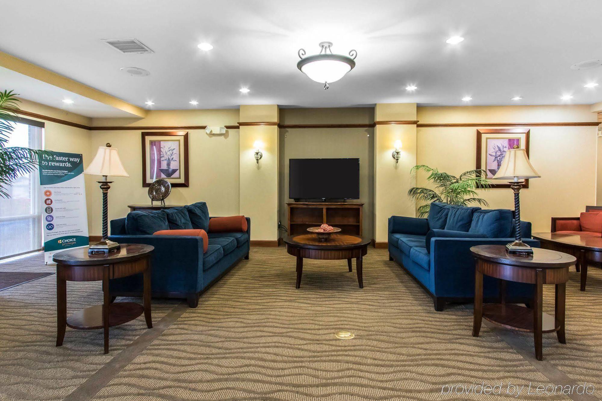 Comfort Suites Mount Vernon Exterior photo