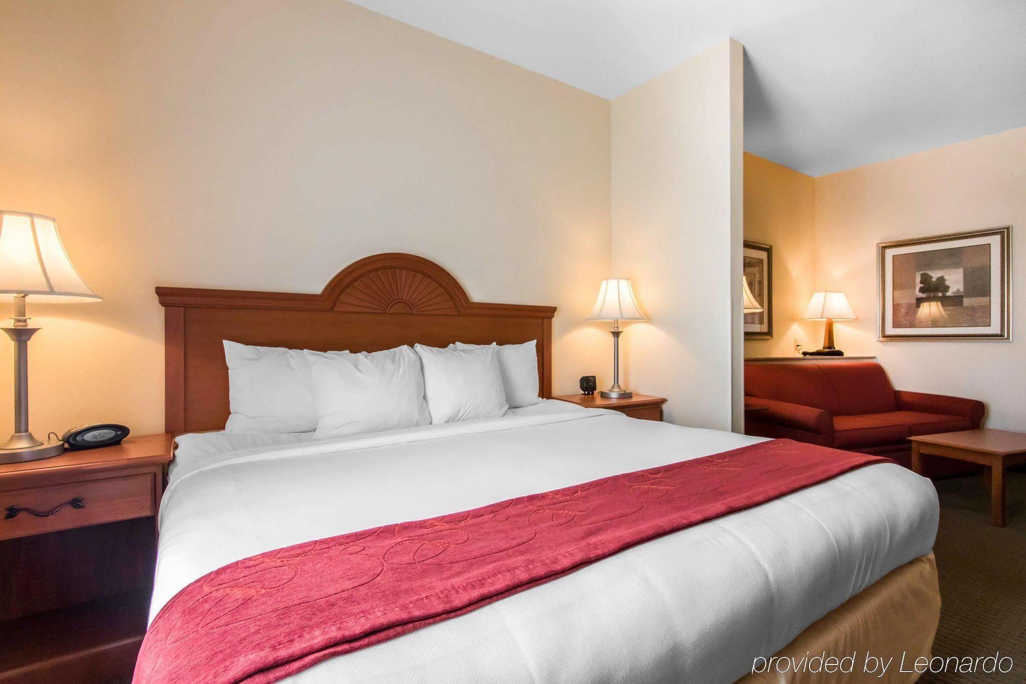 Comfort Suites Mount Vernon Exterior photo